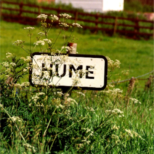 hume sign 3